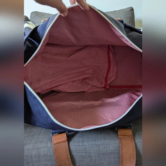 Herschel Dufflebag Navy/White - Picture 7 of 11